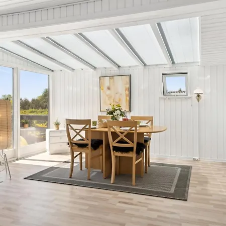 Manfred - 250m From The Sea By Interhome * Rønde