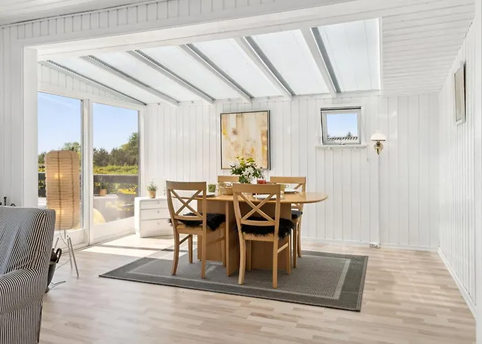 Manfred - 250m From The Sea By Interhome * Rønde
