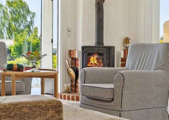 Manfred - 250m From The Sea By Interhome *
